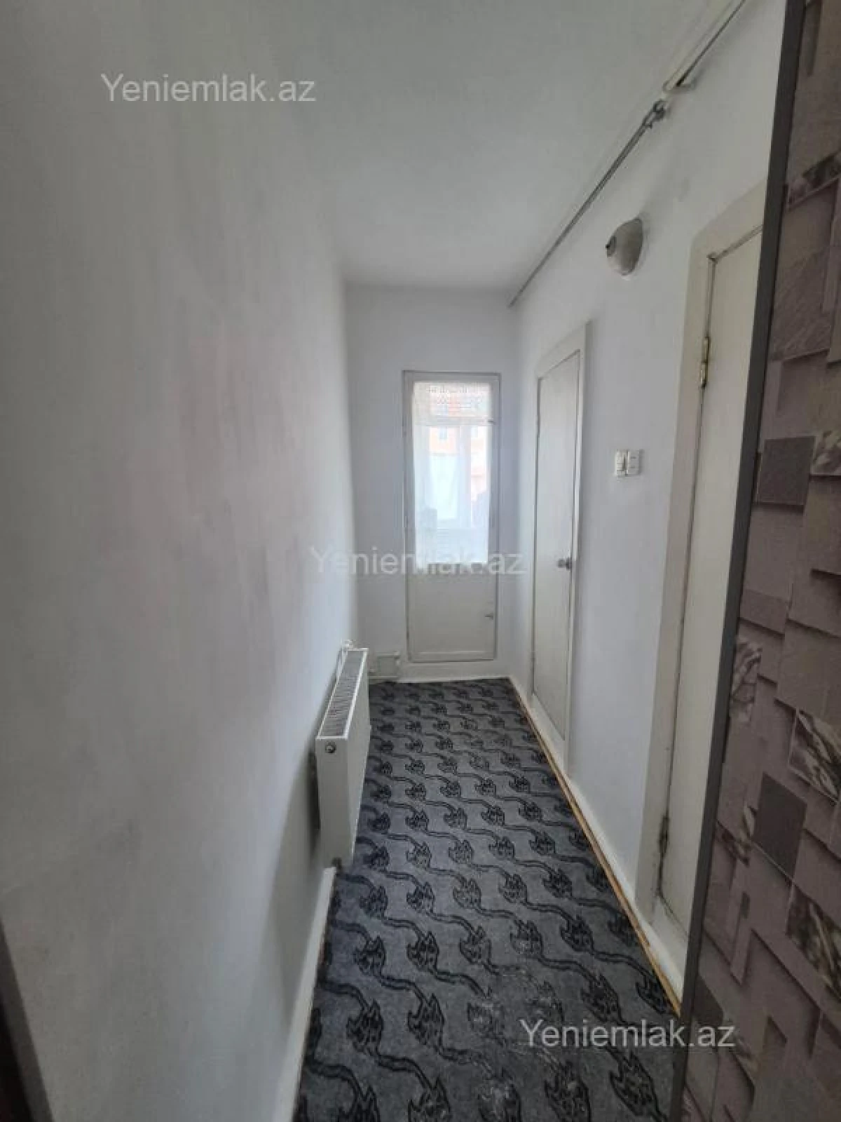 Satılır 3 otaqlı köhnə tikili 70 m²