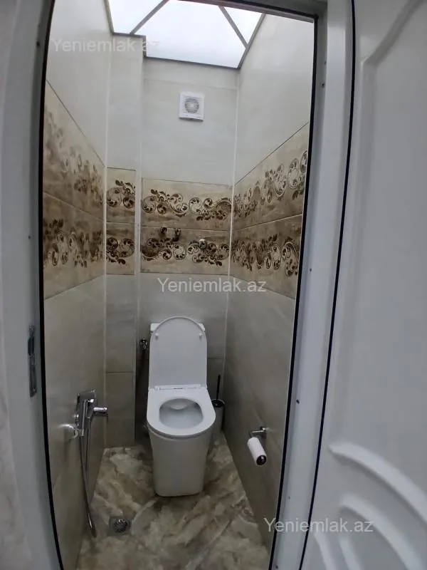 Satılır 4 otaqlı köhnə tikili 85 m²