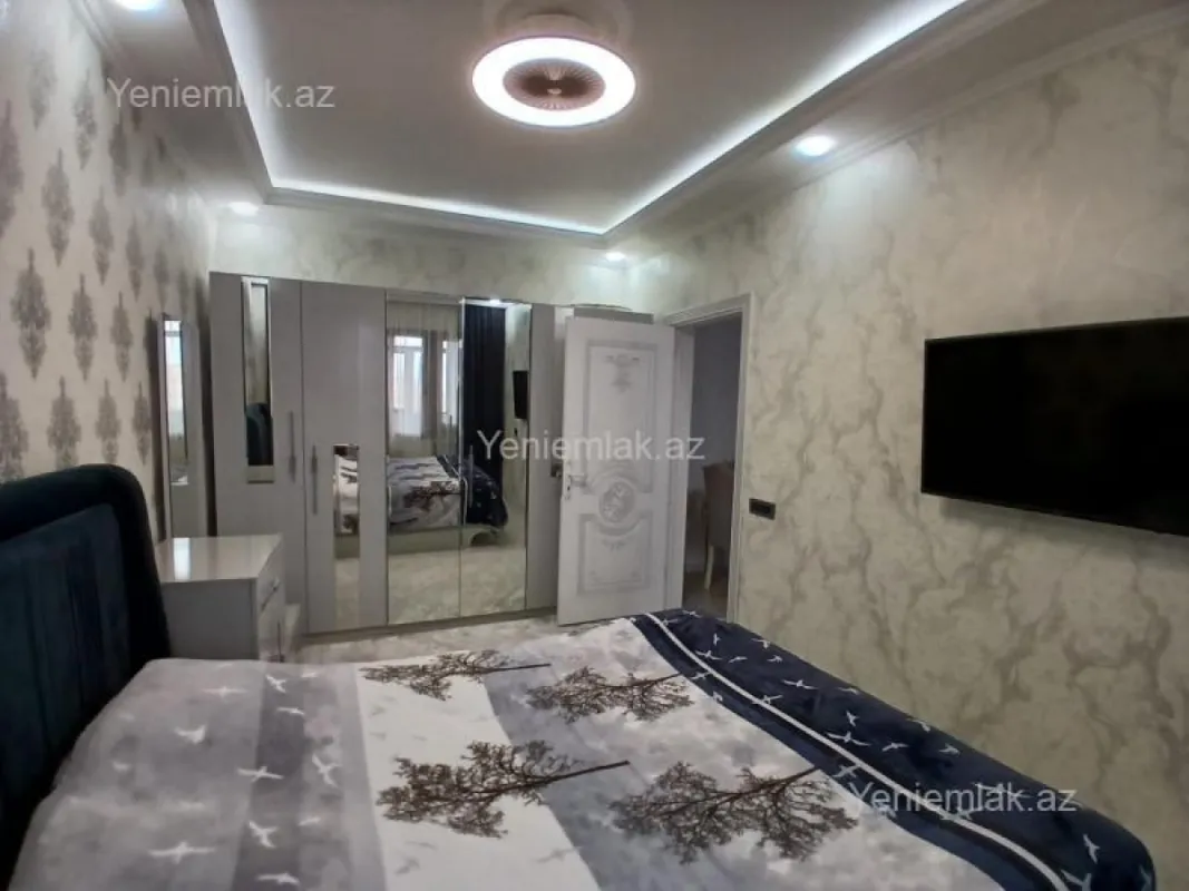 Satılır 4 otaqlı köhnə tikili 85 m²