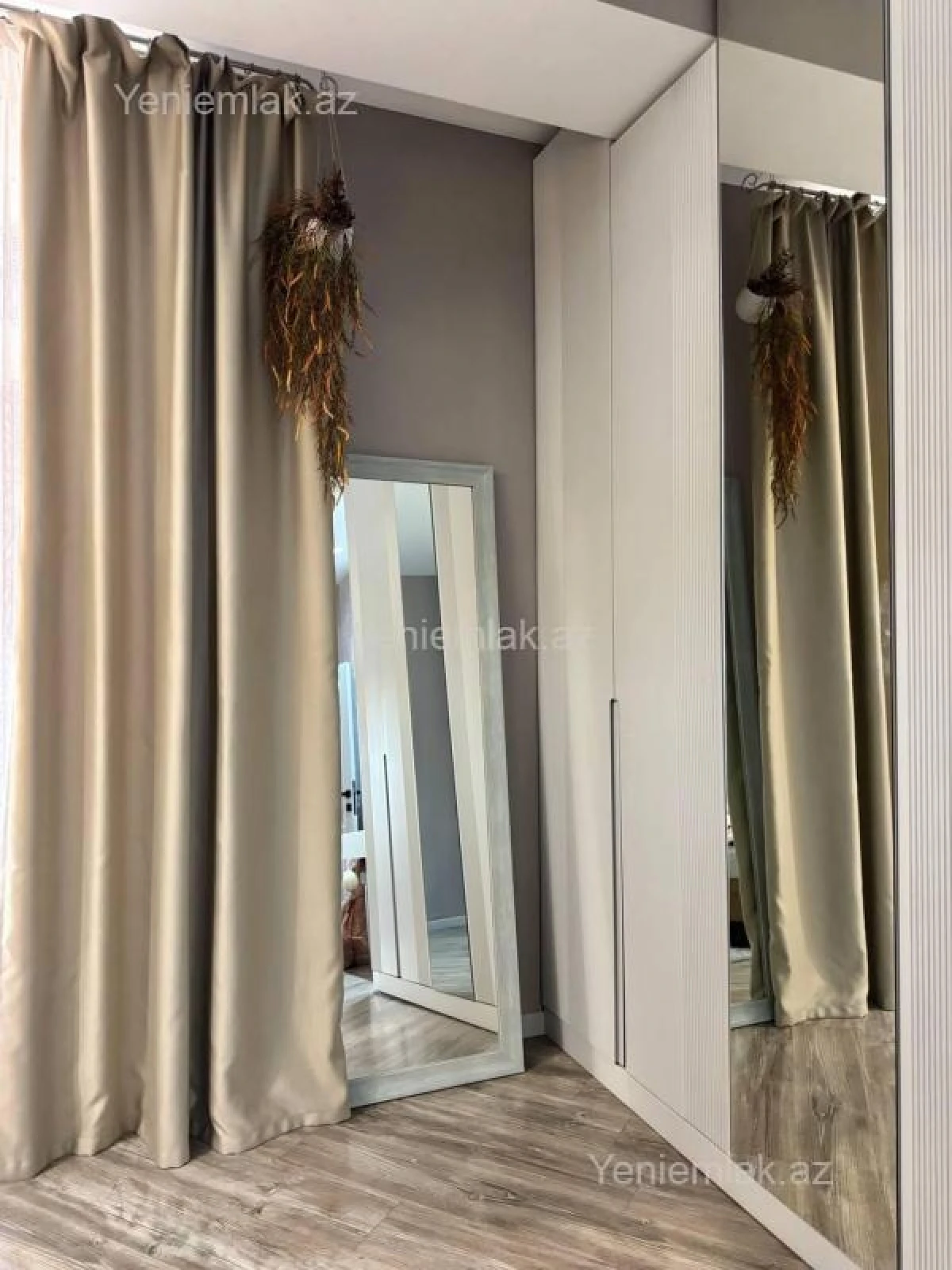 Satılır 2 otaqlı yeni tikili 80 m²