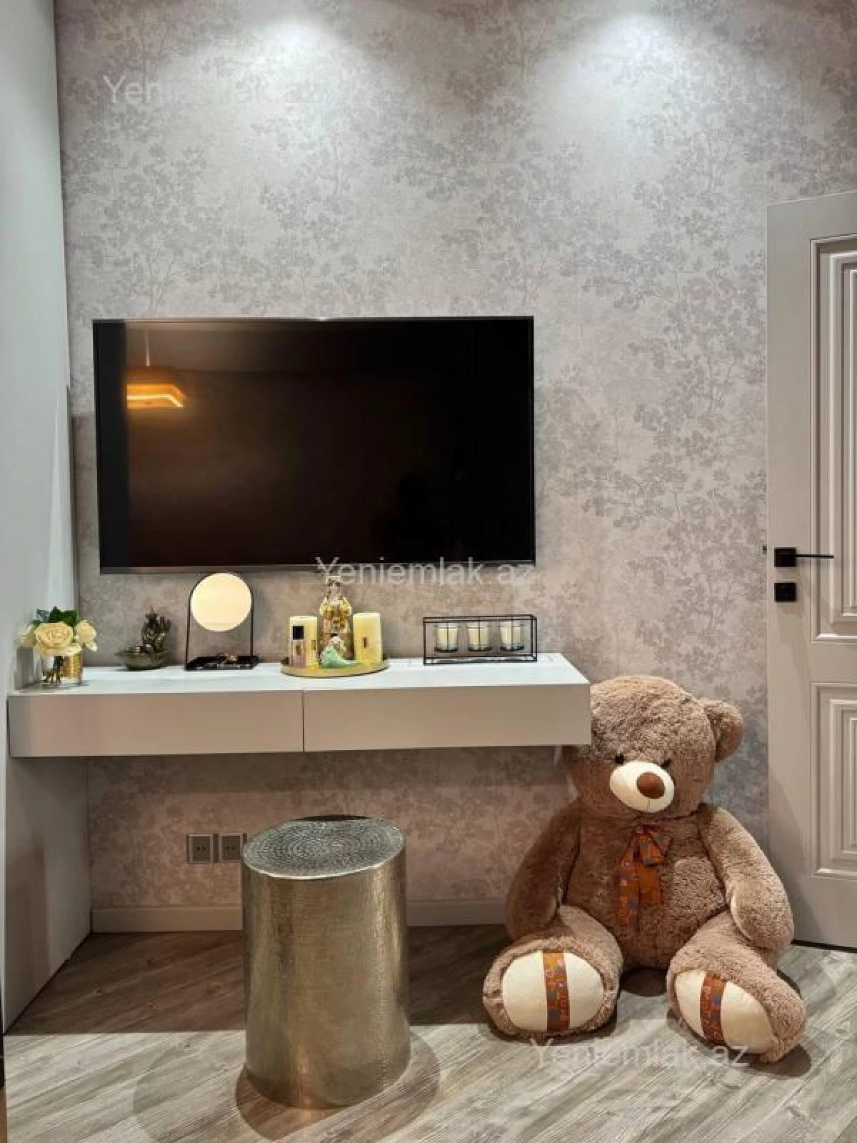 Satılır 2 otaqlı yeni tikili 80 m²