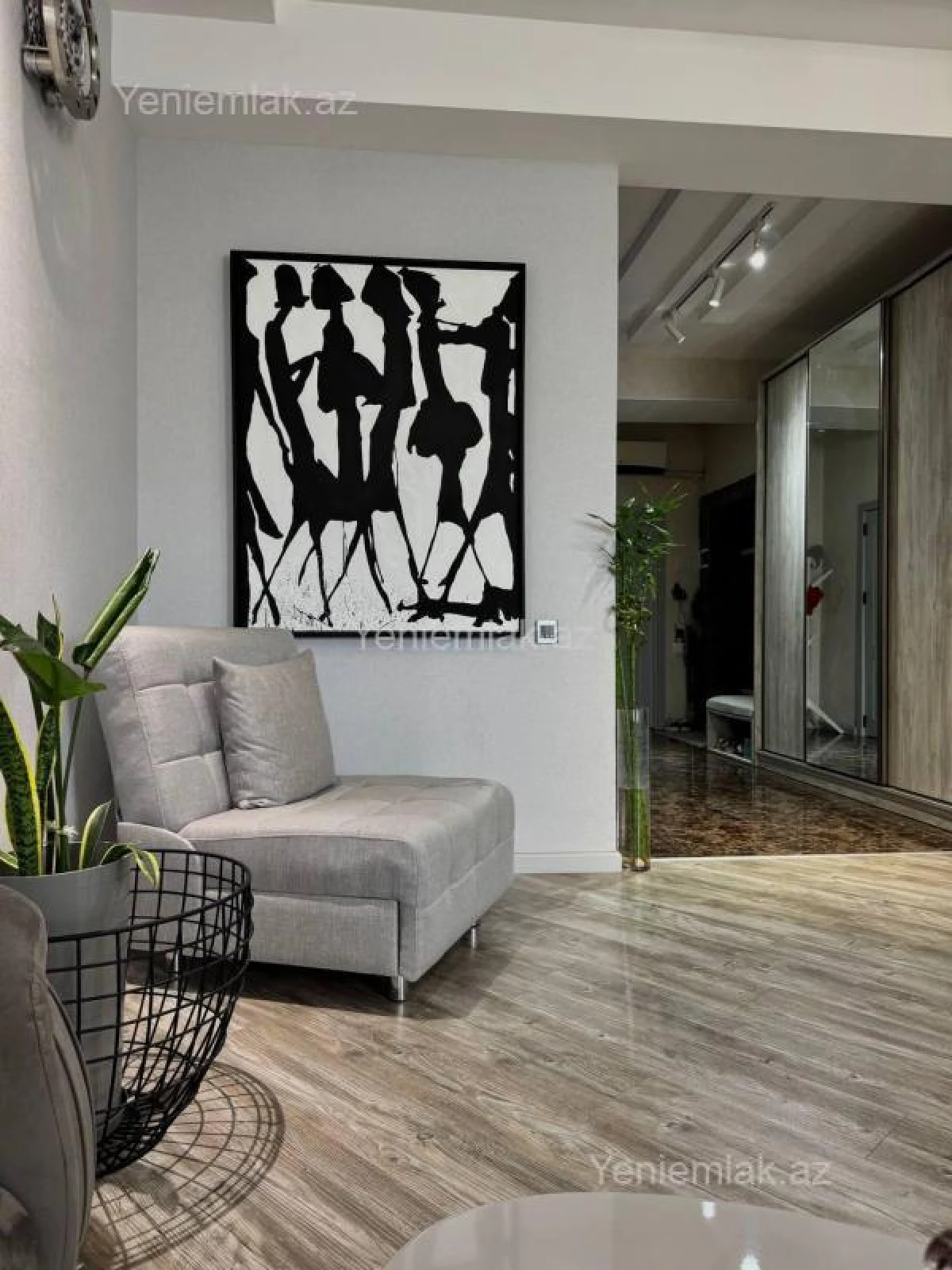 Satılır 2 otaqlı yeni tikili 80 m²