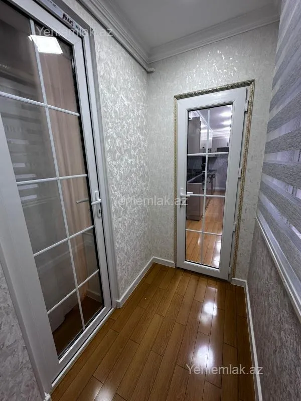 Satılır 3 otaqlı köhnə tikili 68 m²