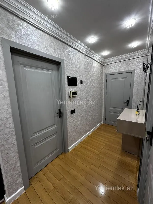 Satılır 3 otaqlı köhnə tikili 68 m²