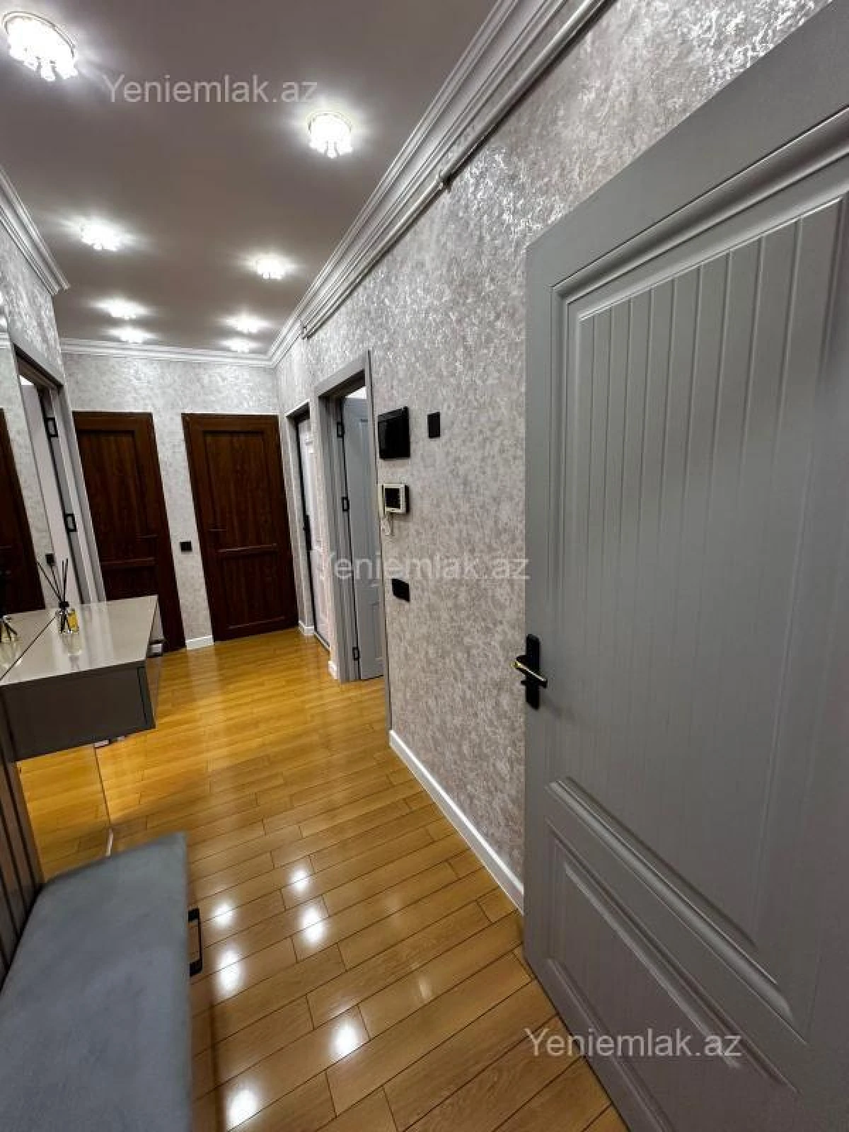 Satılır 3 otaqlı köhnə tikili 68 m²