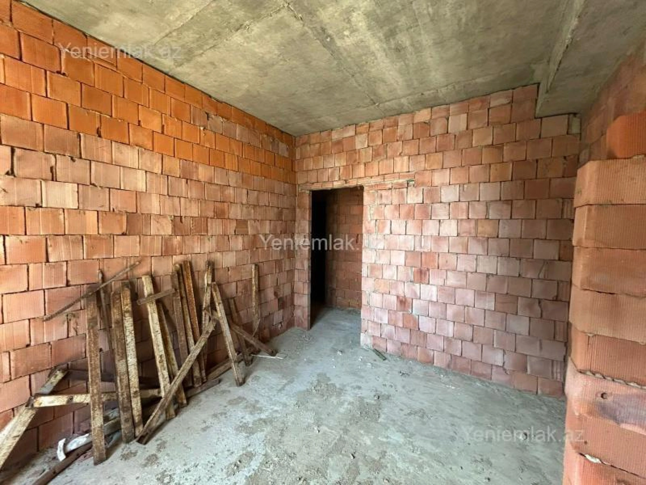 Satılır 2 otaqlı yeni tikili 89 m²