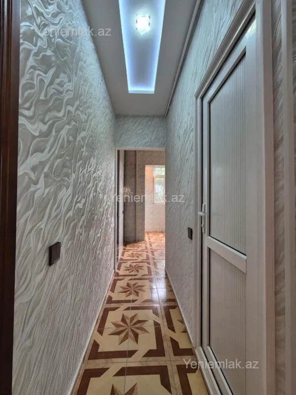 Satılır 3 otaqlı köhnə tikili 90 m²