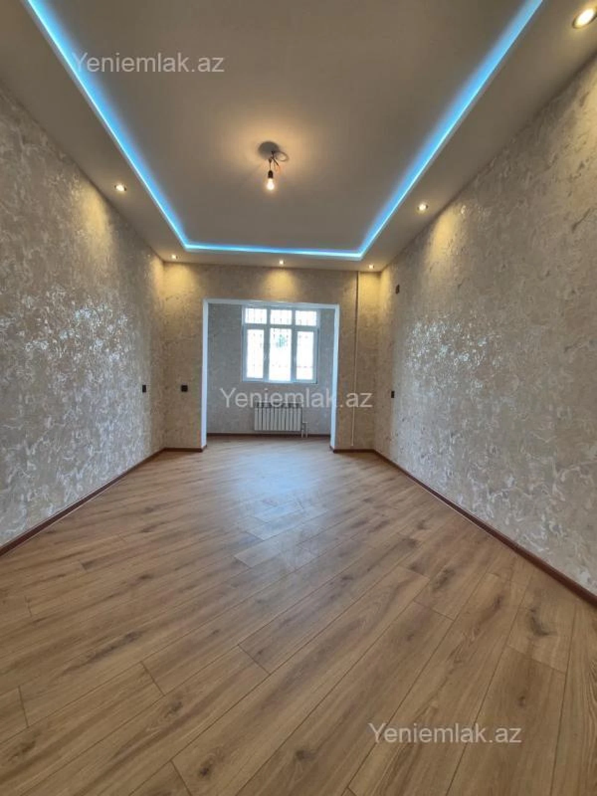 Satılır 3 otaqlı köhnə tikili 90 m²