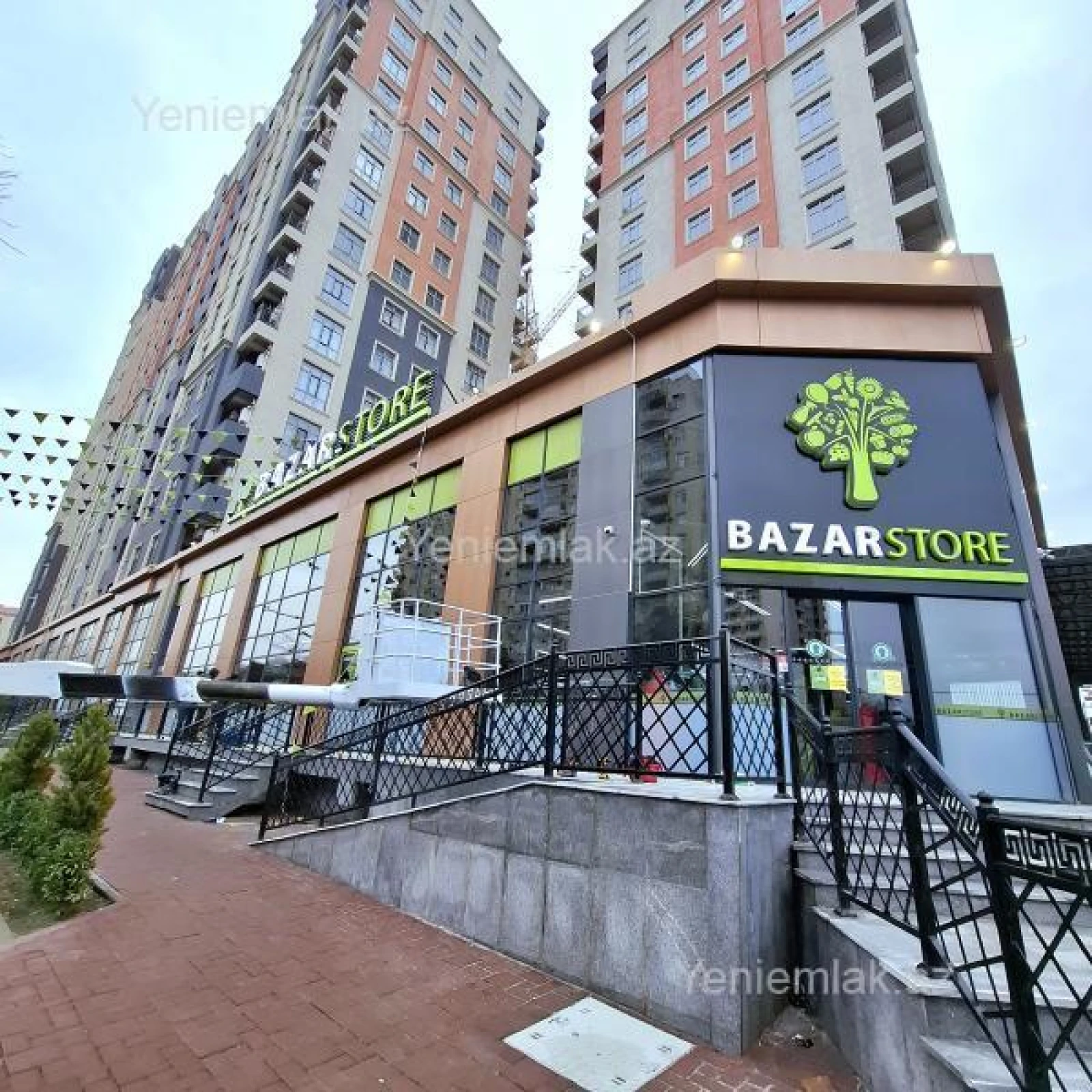 Satılır 3 otaqlı yeni tikili 77 m²