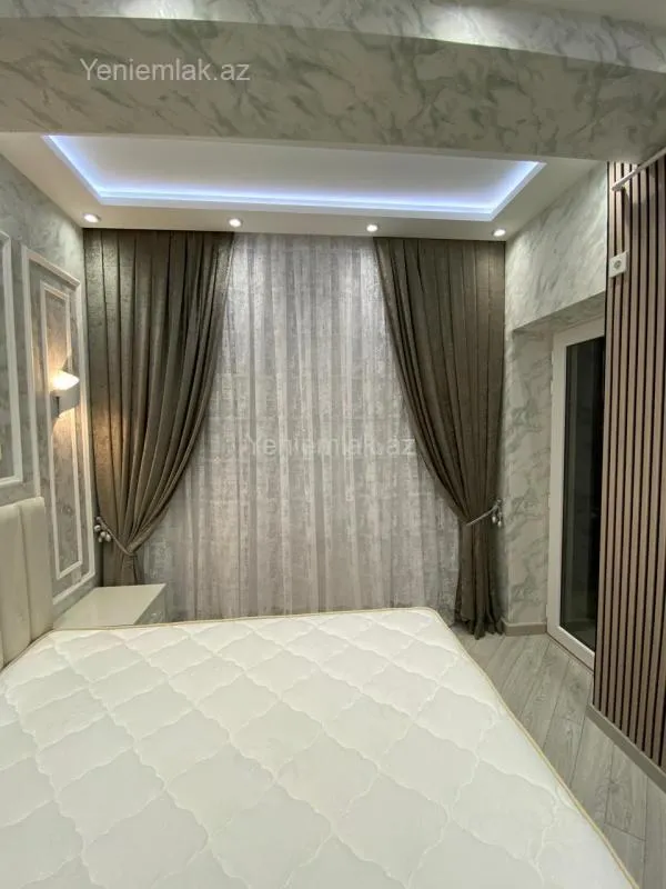Satılır 2 otaqlı yeni tikili 63 m²