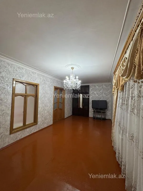 Satılır 3 otaqlı köhnə tikili 67 m²