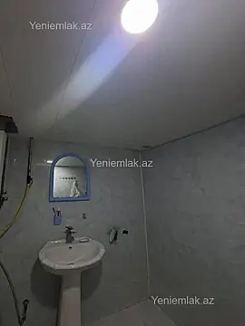 Satılır 2 otaqlı köhnə tikili 56 m²