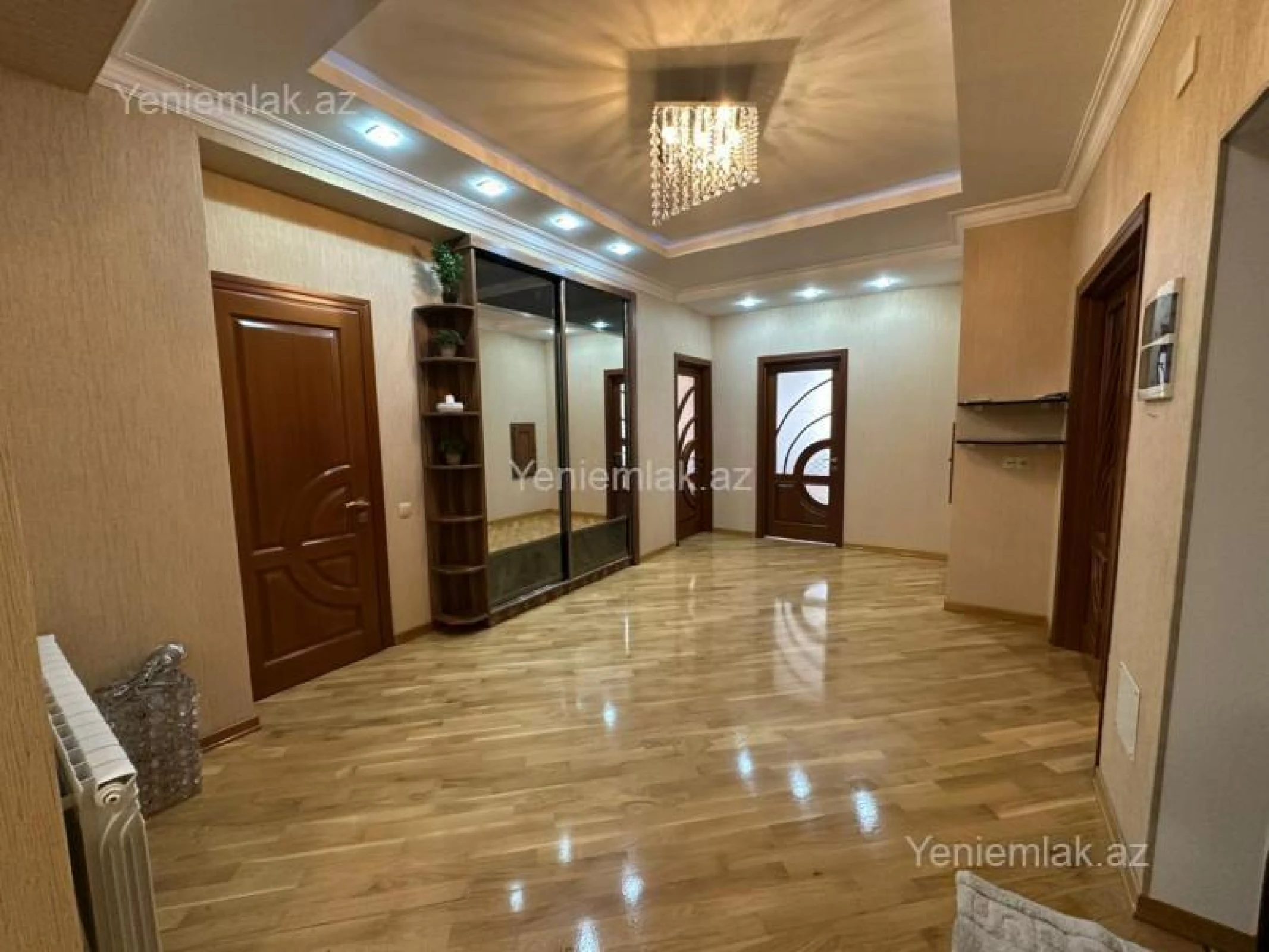 Satılır 3 otaqlı yeni tikili 156 m²