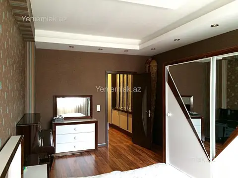 Satılır 4 otaqlı yeni tikili 117 m²