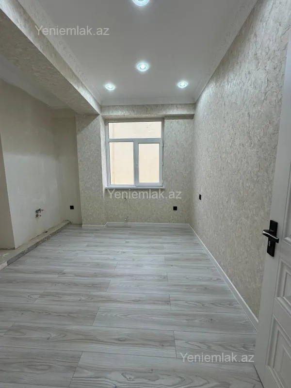 Satılır 3 otaqlı yeni tikili 83 m²