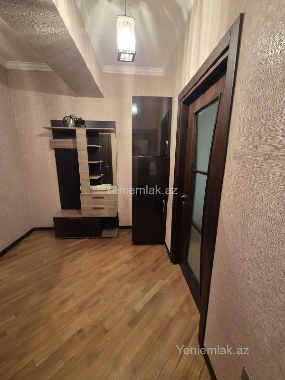 Satılır 2 otaqlı yeni tikili 62 m²