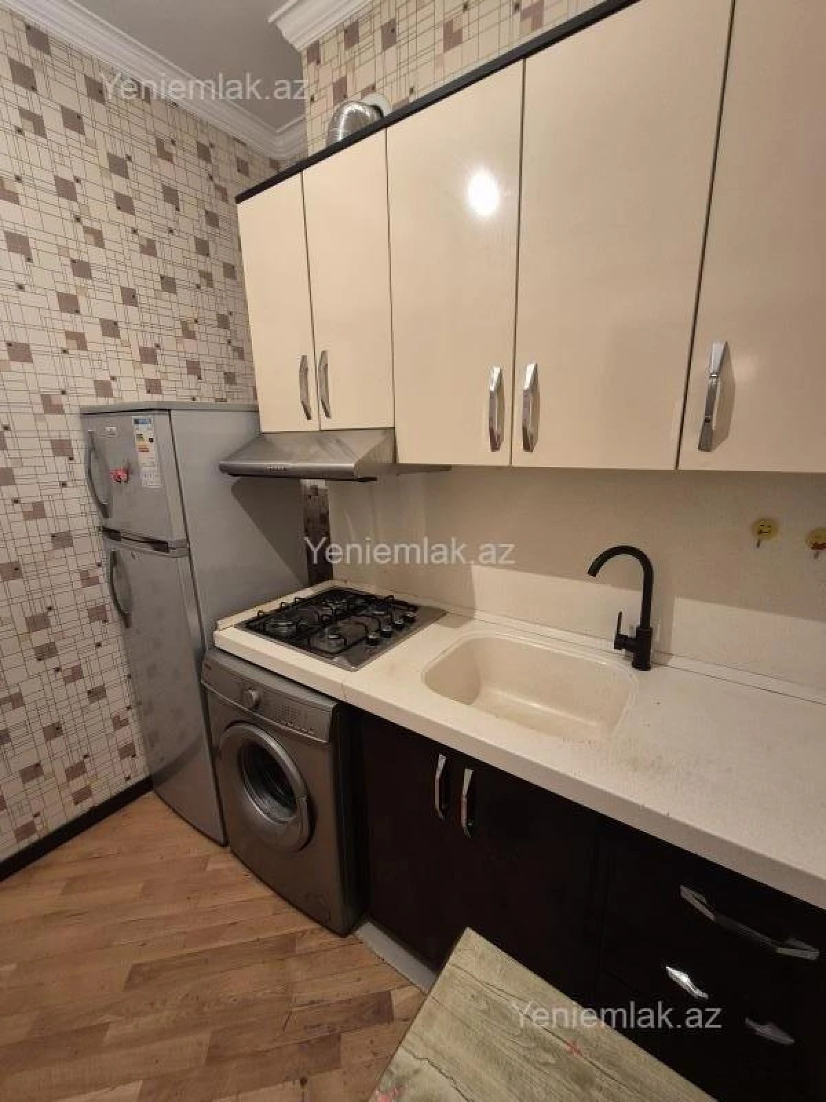 Satılır 2 otaqlı yeni tikili 62 m²