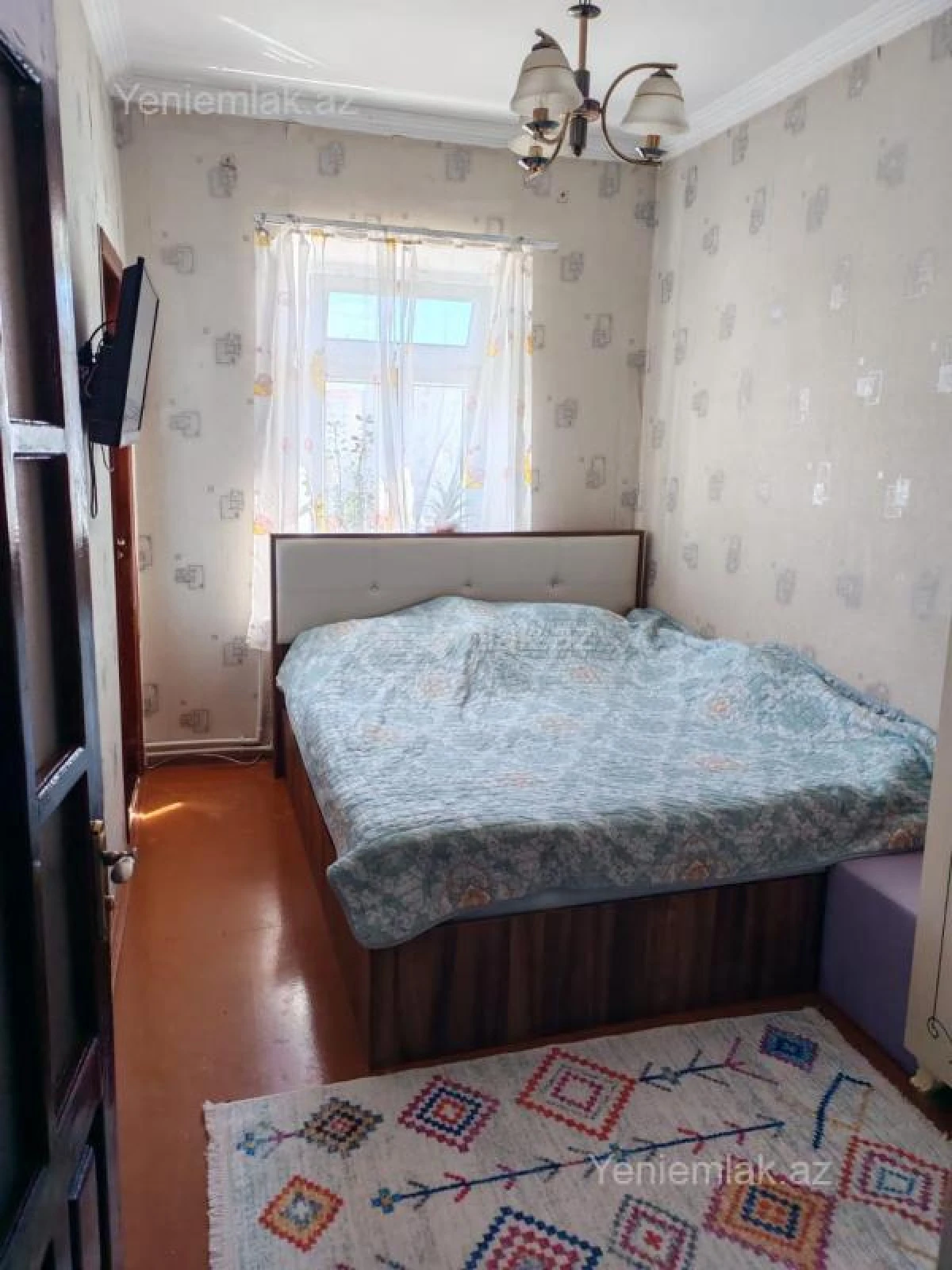Satılır 2 otaqlı köhnə tikili 55 m²