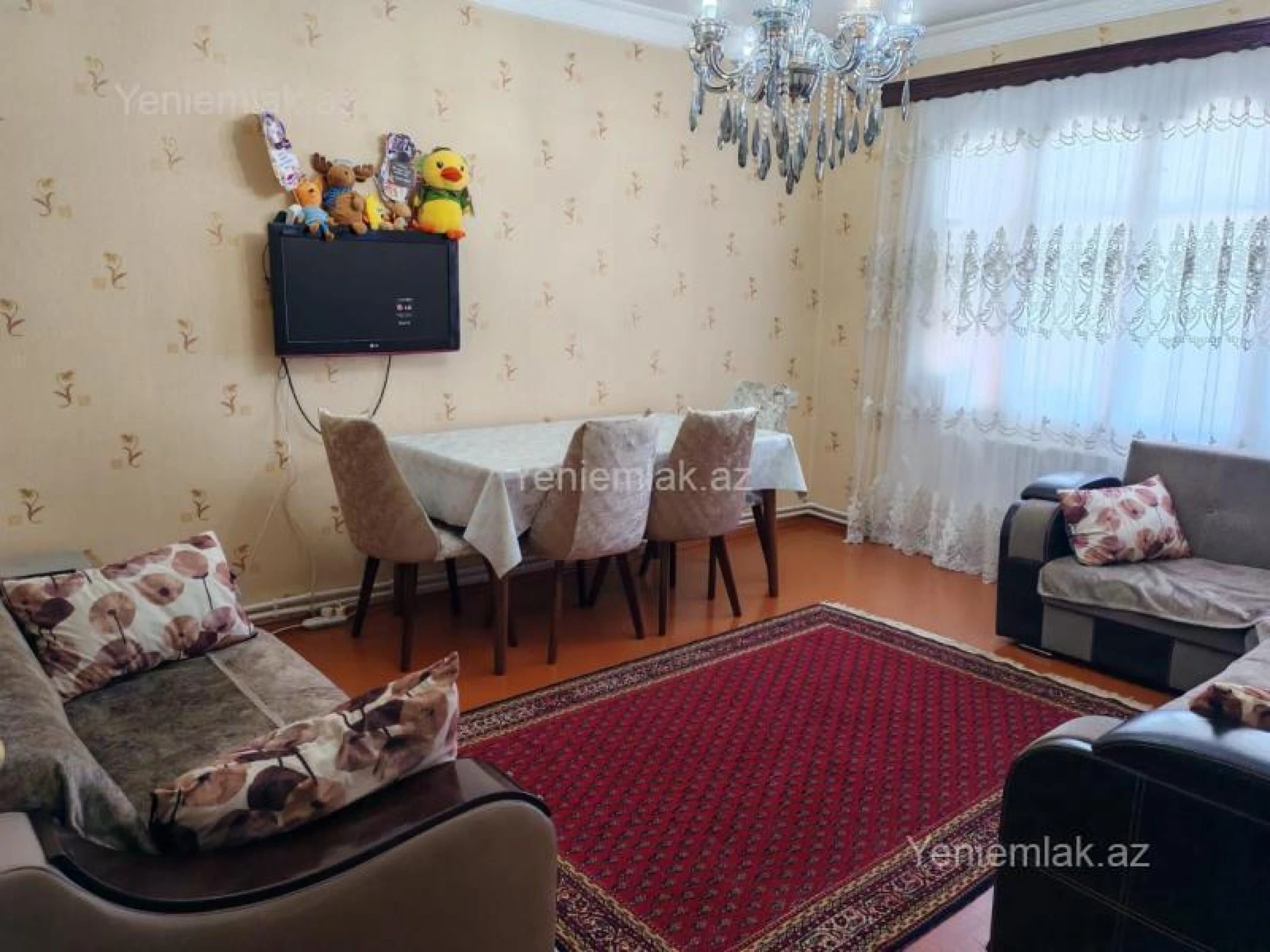 Satılır 2 otaqlı köhnə tikili 55 m²