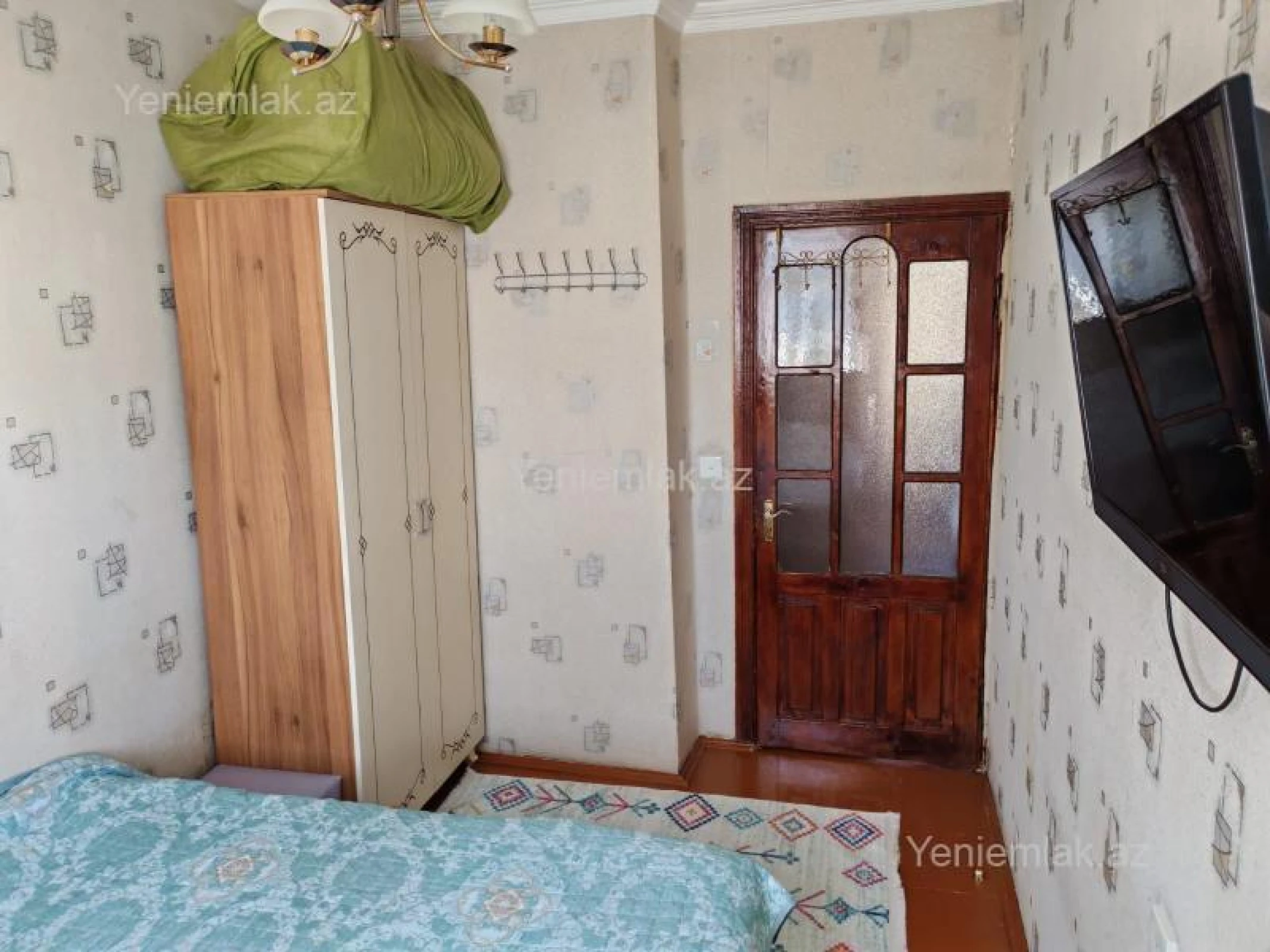 Satılır 2 otaqlı köhnə tikili 55 m²