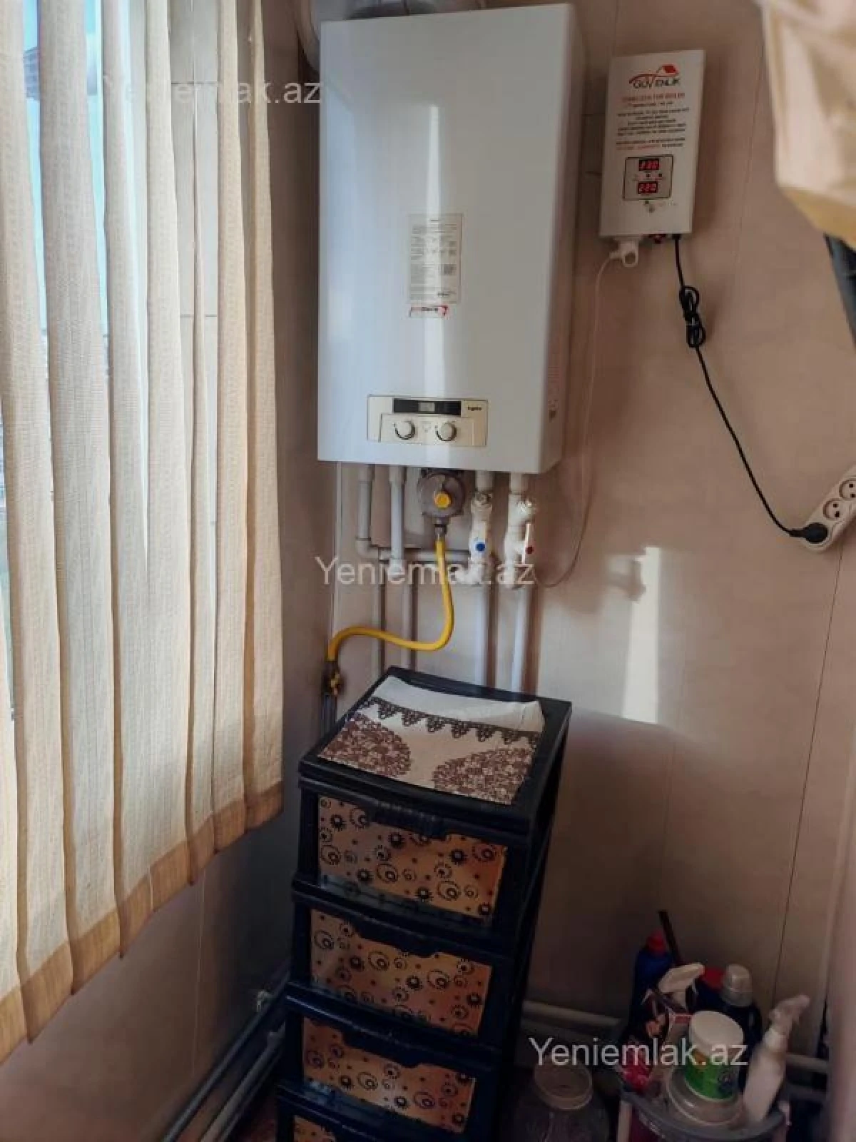 Satılır 2 otaqlı köhnə tikili 55 m²