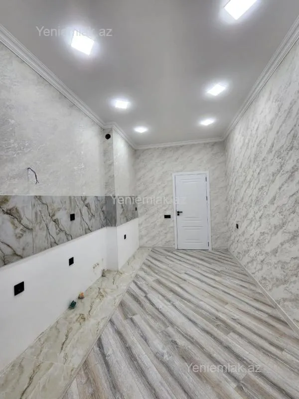 Satılır 2 otaqlı yeni tikili 72 m²
