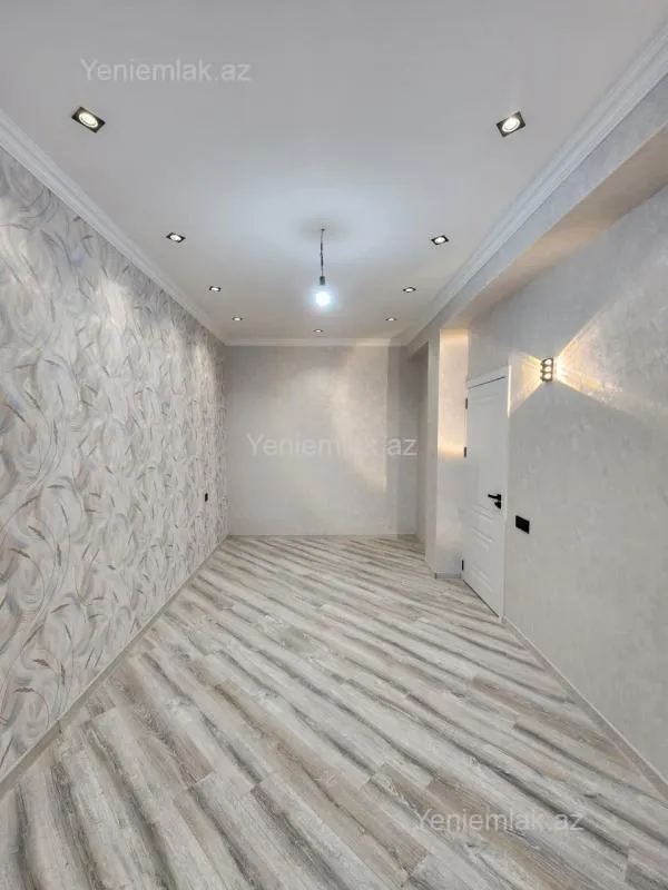 Satılır 2 otaqlı yeni tikili 72 m²