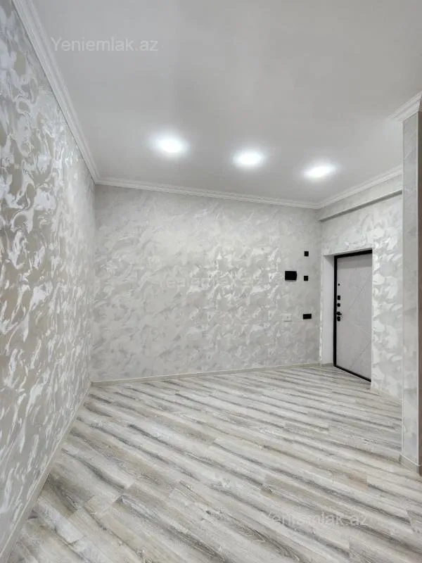 Satılır 2 otaqlı yeni tikili 72 m²