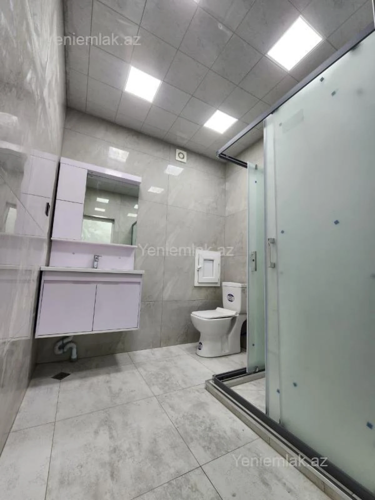 Satılır 2 otaqlı yeni tikili 72 m²