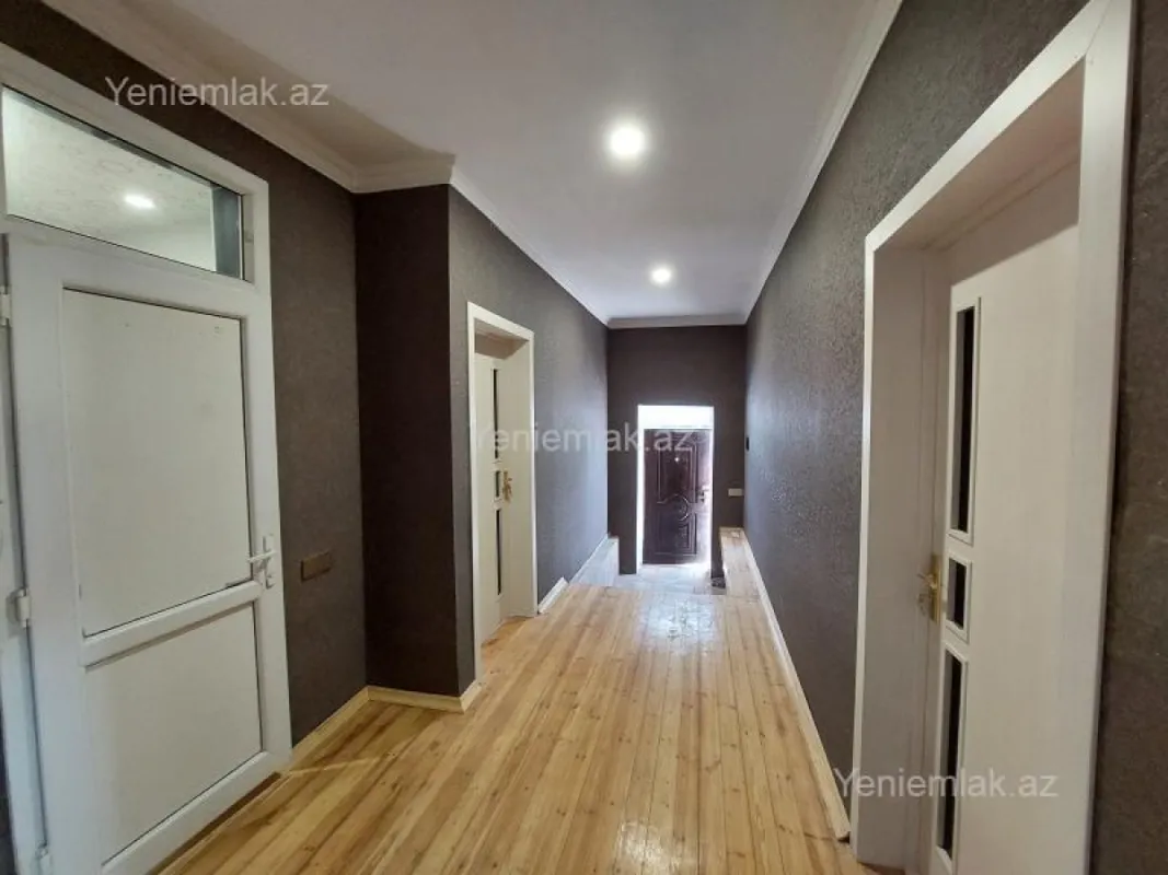Satılır 3 otaqlı həyət evi 100 m²