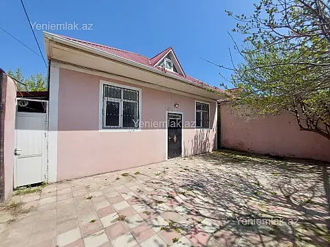 Satılır 3 otaqlı həyət evi 100 m²