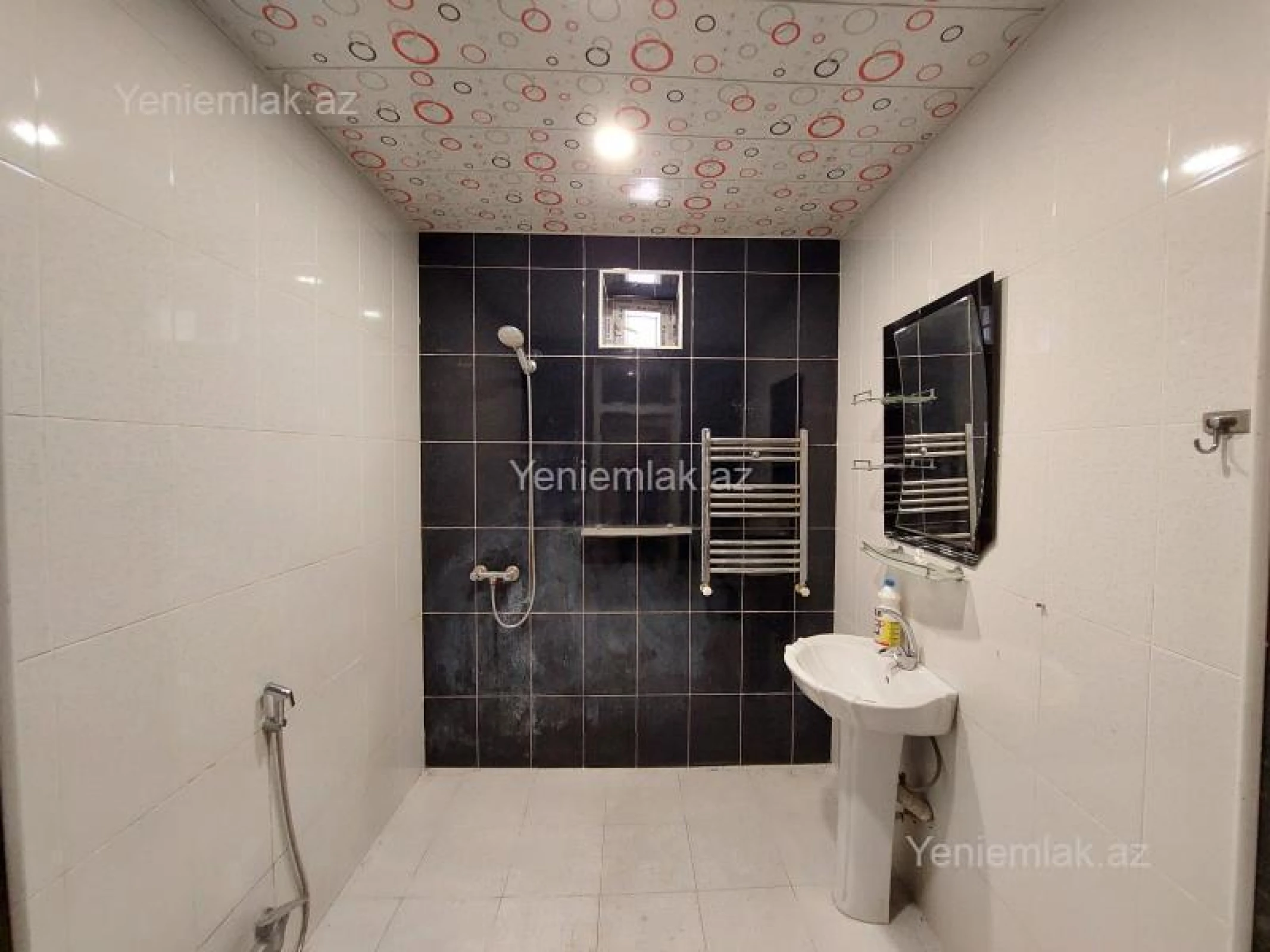 Satılır 3 otaqlı həyət evi 100 m²
