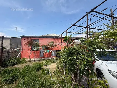 Satılır 4 otaqlı həyət evi 110 m²