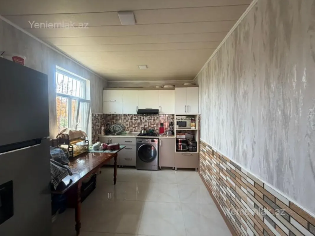 Satılır 4 otaqlı həyət evi 110 m²