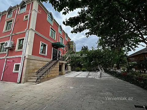 Satılır 6 otaqlı həyət evi 450 m²