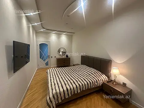 Satılır 2 otaqlı yeni tikili 103 m²