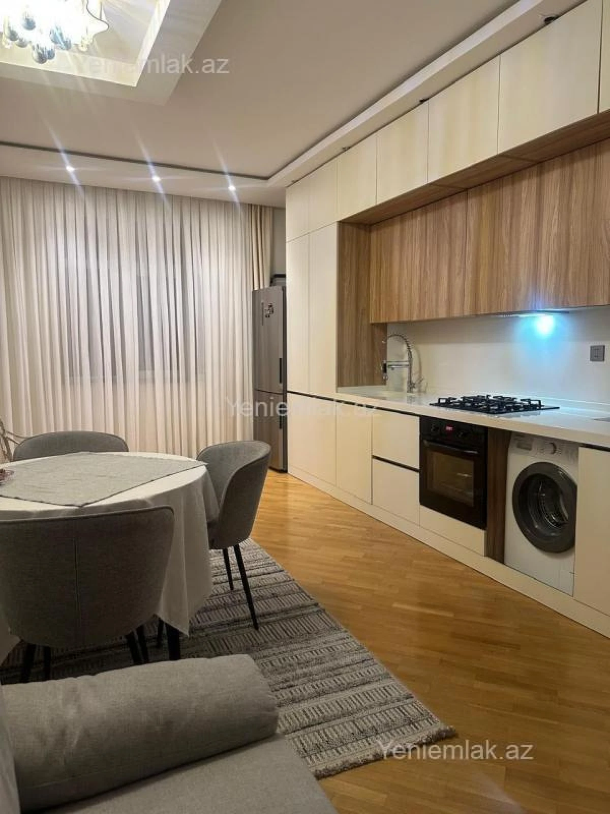 Satılır 2 otaqlı yeni tikili 103 m²