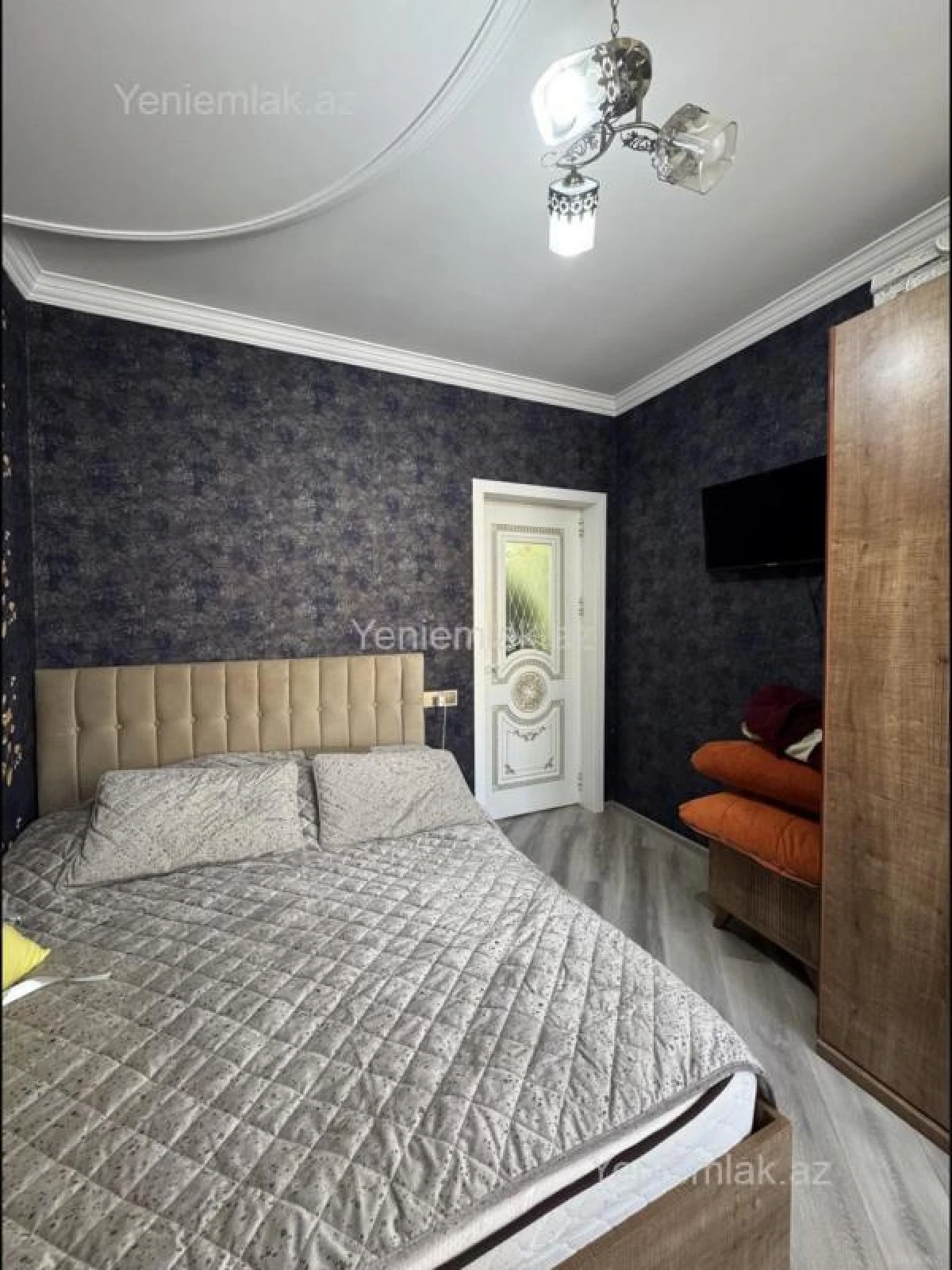 Satılır 2 otaqlı köhnə tikili 60 m²