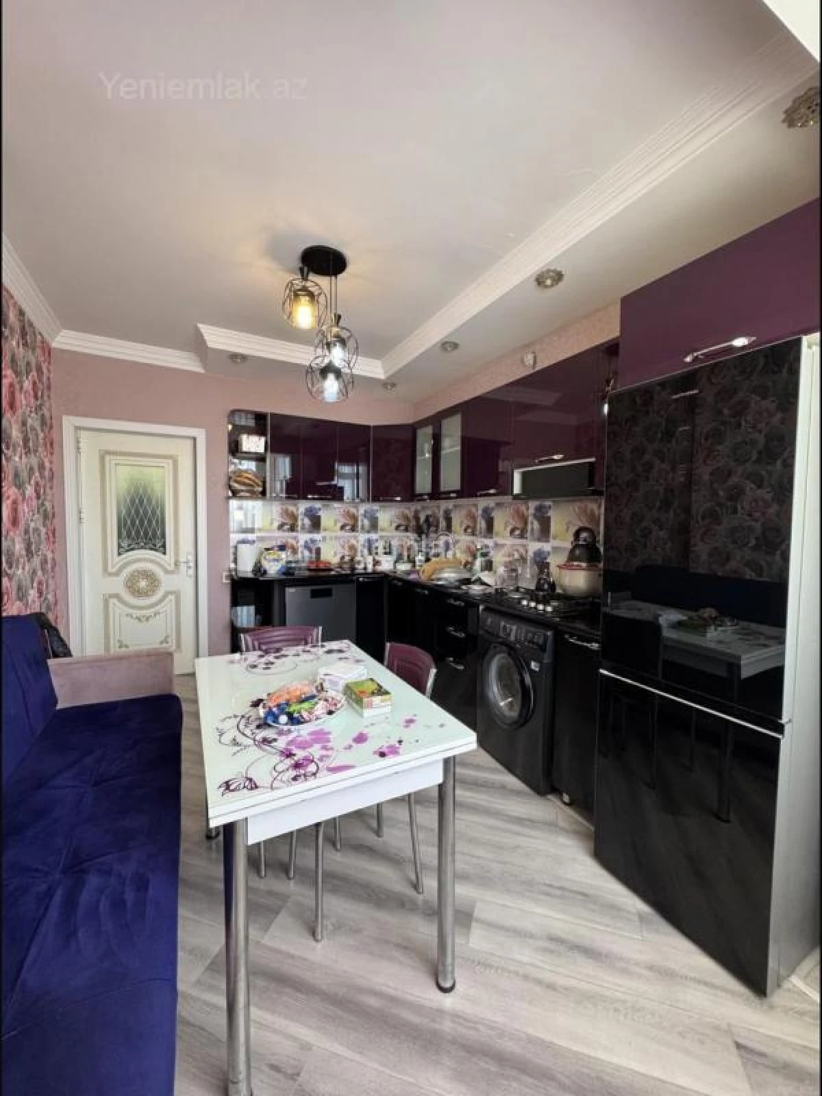 Satılır 2 otaqlı köhnə tikili 60 m²