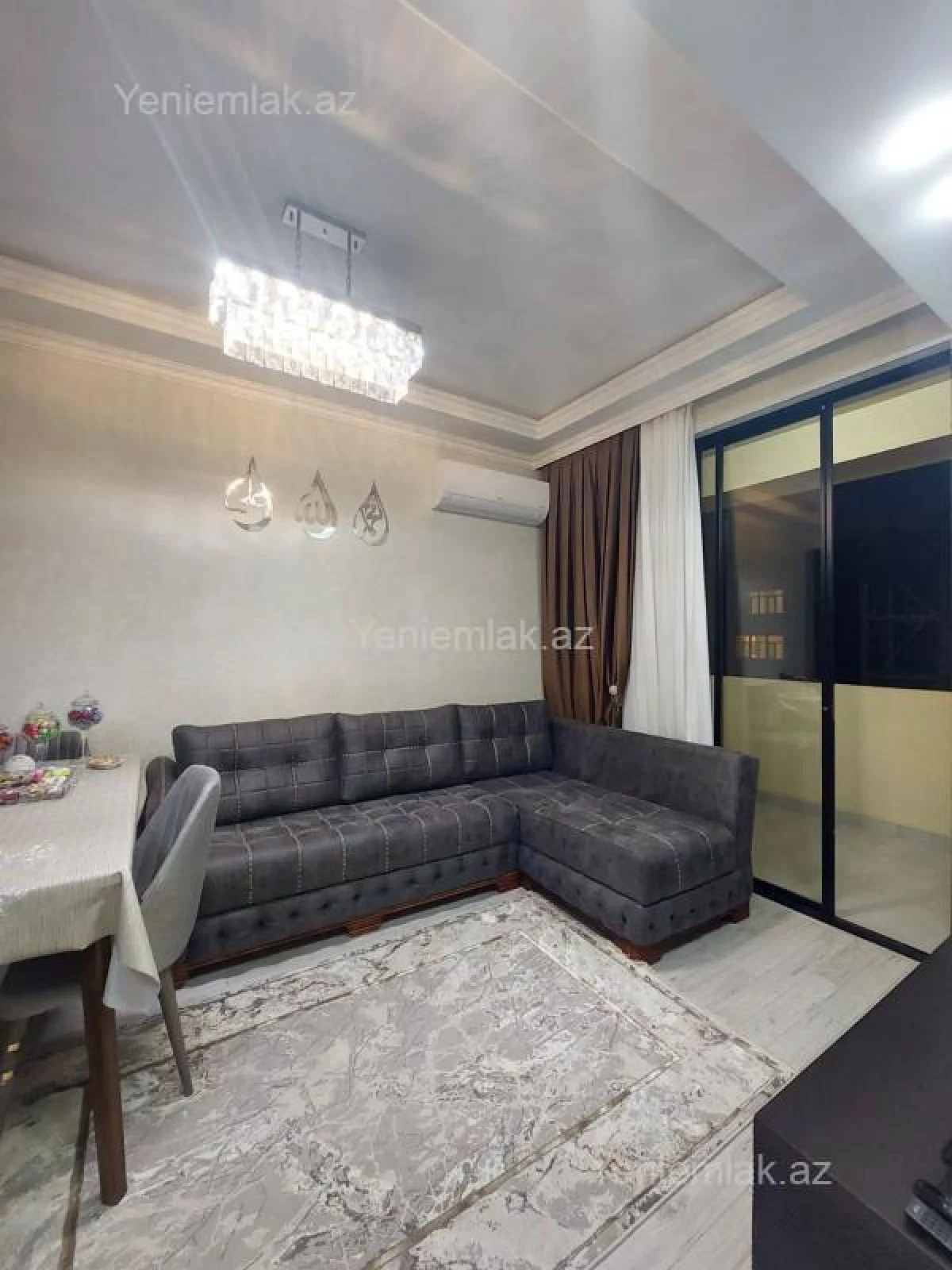 Satılır 2 otaqlı yeni tikili 60 m²