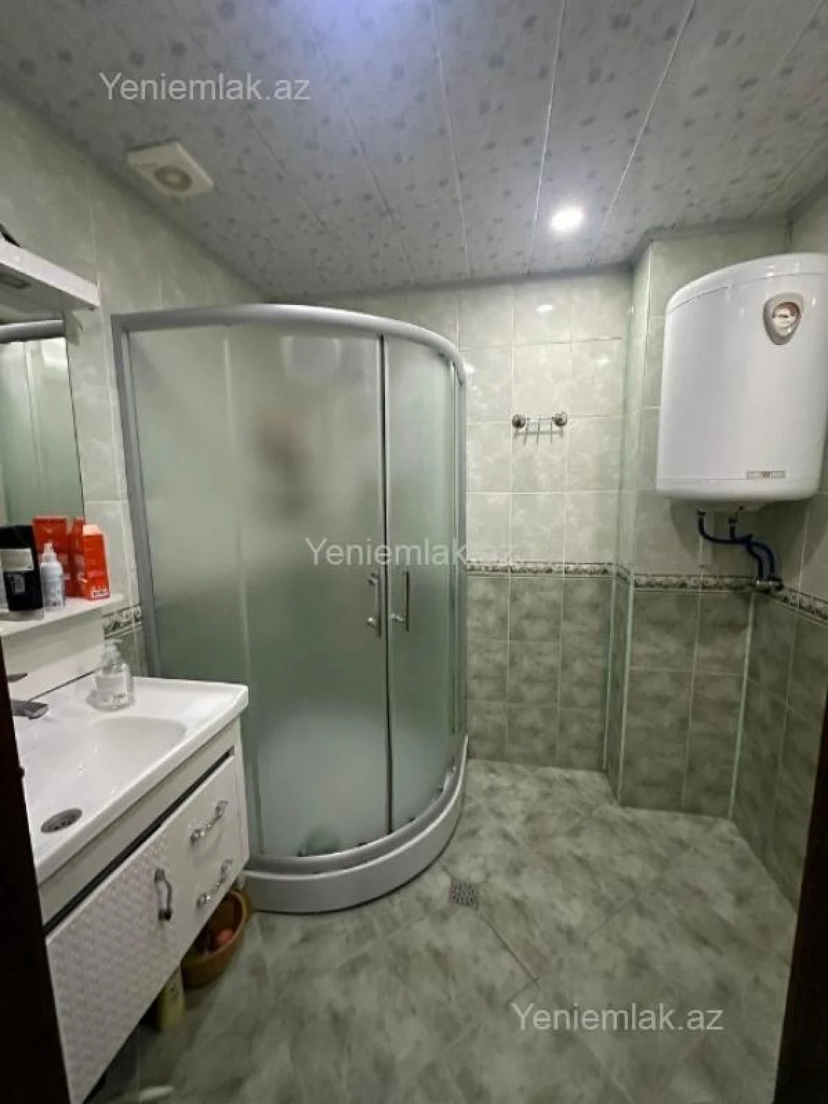 Satılır 2 otaqlı yeni tikili 100 m²