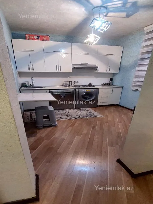 Satılır 4 otaqlı yeni tikili 110 m²