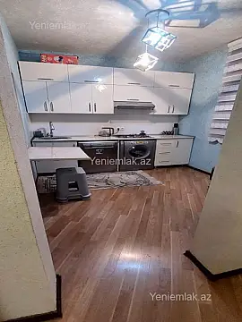 Satılır 4 otaqlı yeni tikili 110 m²