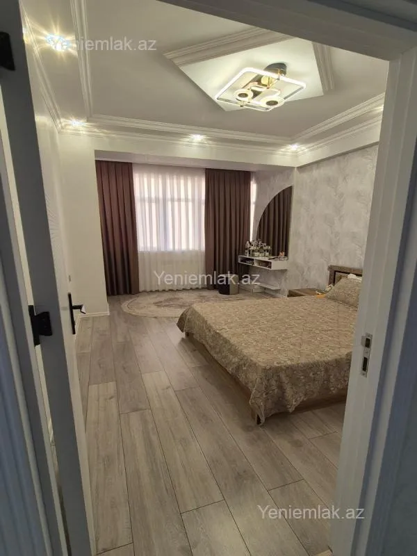 Satılır 3 otaqlı yeni tikili 94 m²