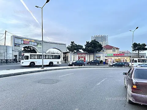 Satılır 8 otaqlı həyət evi 300 m² — Bakı, Yasamal 8 otaq 300.00 m²