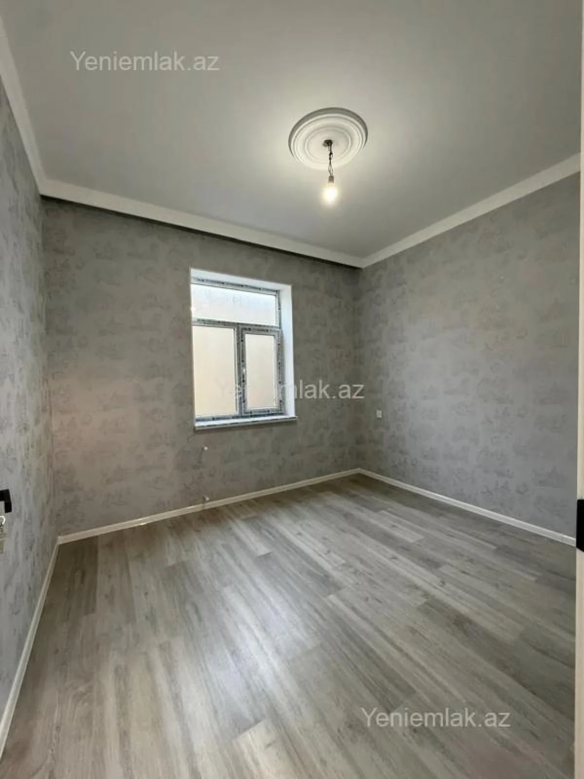 Satılır 4 otaqlı həyət evi 105 m²