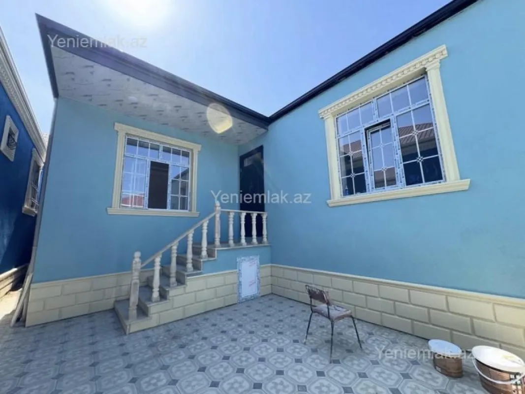 Satılır 4 otaqlı həyət evi 105 m²