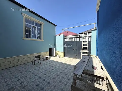 Satılır 4 otaqlı həyət evi 105 m²