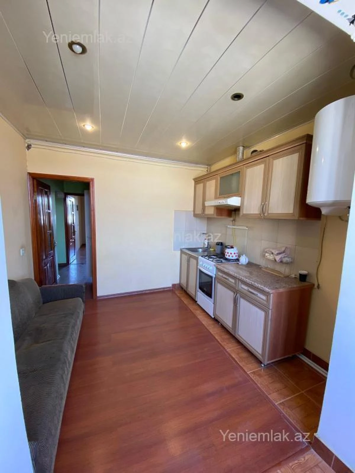 Satılır 4 otaqlı köhnə tikili 101 m²