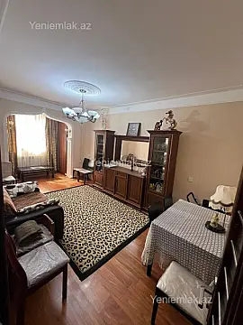 Satılır 3 otaqlı köhnə tikili 75 m²